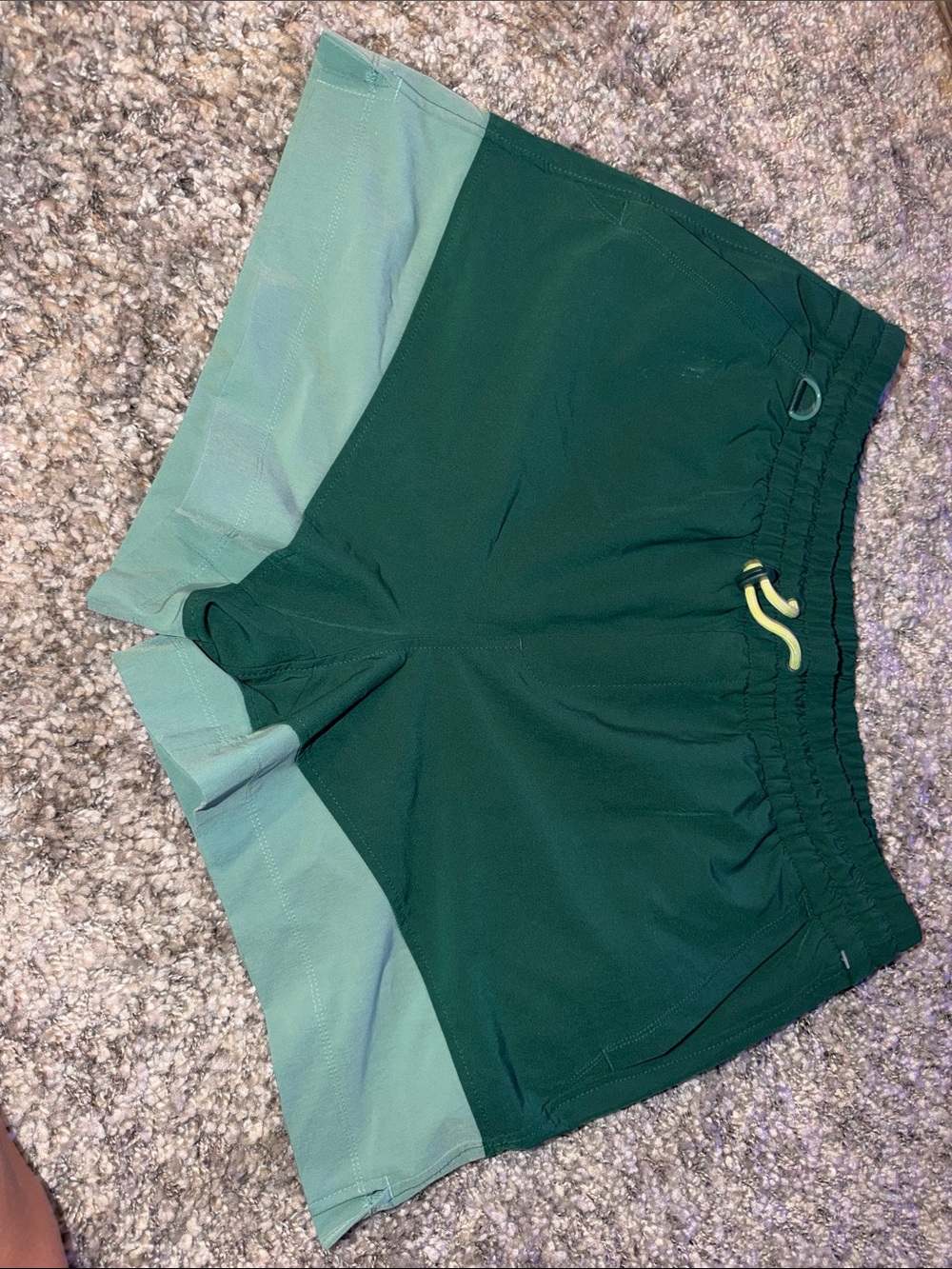 Old Navy Two-Tone Green Athletic Shorts - Picture 1 of 3